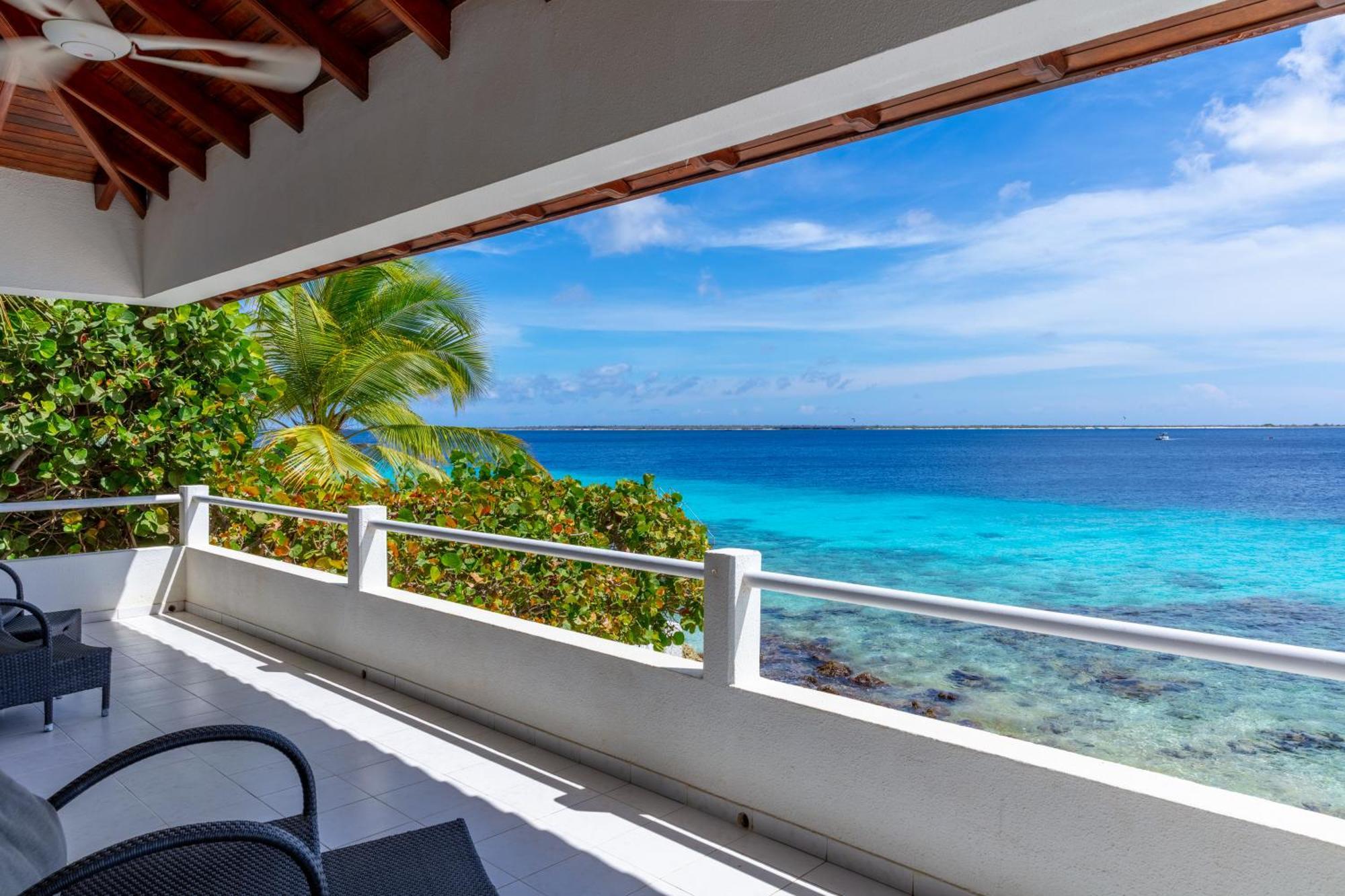 One Ocean Boutique Apartments & Suites Bonaire คราเลนไดค์ ภายนอก รูปภาพ