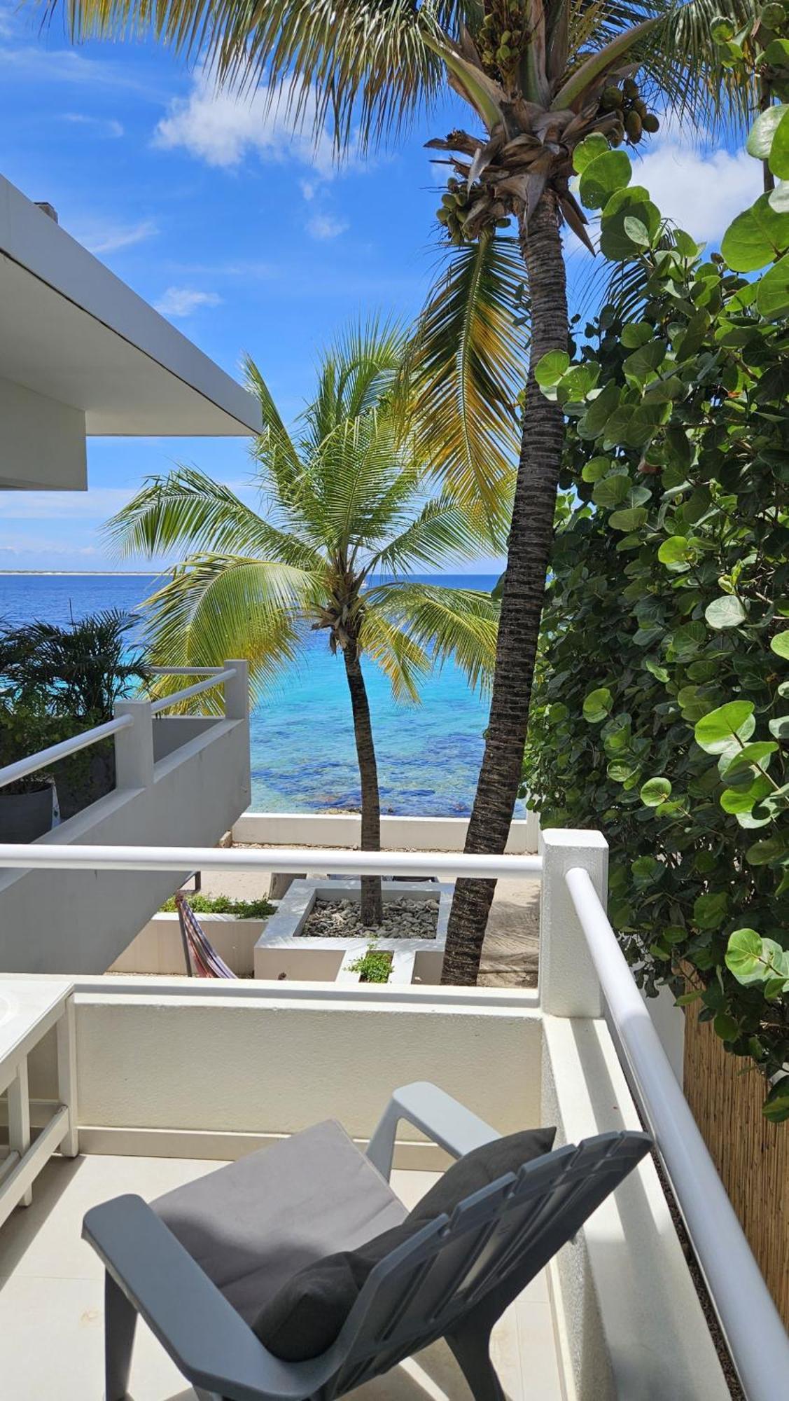 One Ocean Boutique Apartments & Suites Bonaire คราเลนไดค์ ภายนอก รูปภาพ