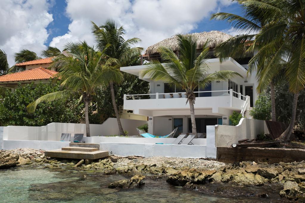 One Ocean Boutique Apartments & Suites Bonaire คราเลนไดค์ ภายนอก รูปภาพ
