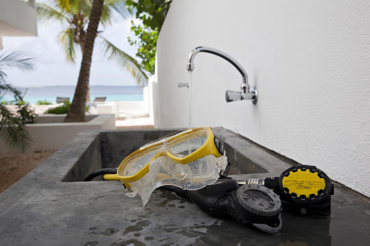 One Ocean Boutique Apartments & Suites Bonaire คราเลนไดค์ ภายนอก รูปภาพ