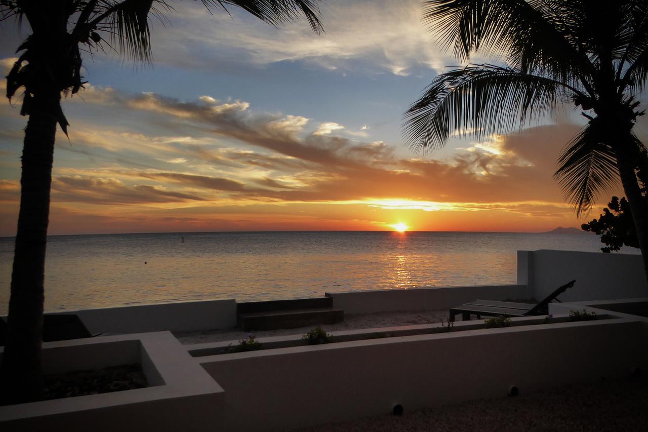 One Ocean Boutique Apartments & Suites Bonaire คราเลนไดค์ ภายนอก รูปภาพ